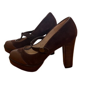 *SOLD** Jill Stuart T-Strap Platform Mary Jane’s Size 5